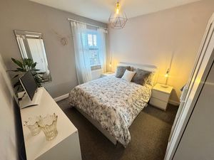 Photo 25- click for photo gallery